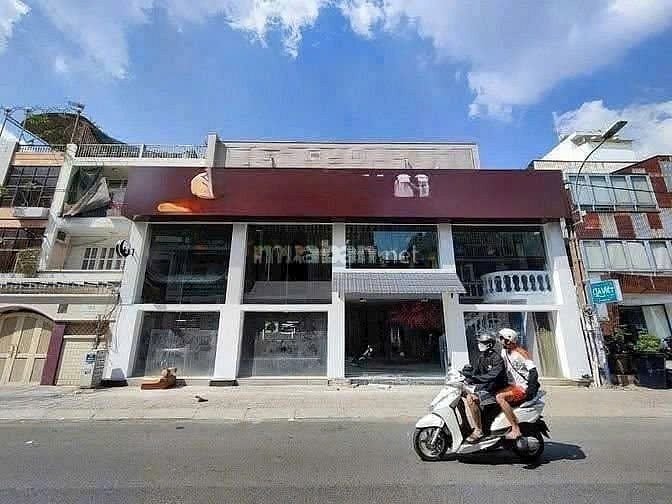 Cho Thuê Nhà Số 8 Trần Quang Diệu, Phường Nhiêu Lộc, Quận 3 -Ngang 15m