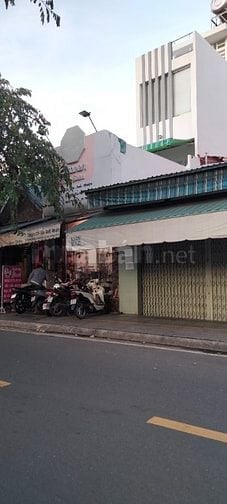 Nhà MT kinh doanh ngay trung tâm Chợ Lớn 2 lầu + ST