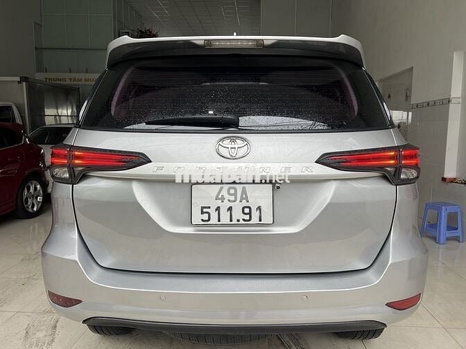 Toyota Fortuner 2017 2.4G 4x2 MT - 120000 km