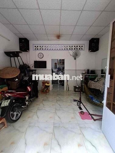 BÁN NHÀ 25m2 - 2.6 TỶ - NGAY TÊN LỬA - KẾ BÊN AEON MALL - BX MIỀN TÂY