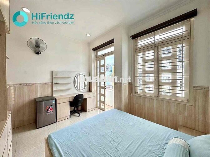 Studio Full nội thất, ban công siêu thoáng sát cầu Nguyễn Văn Cừ