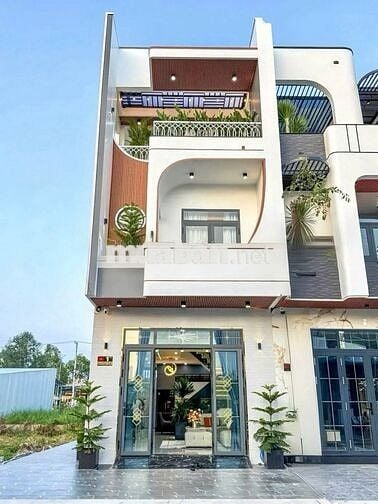 Chỉ Hơn 2 Tỷ Sở Hữu Ngay Căn Nhà Mặt Tiền Mới Xây Tại Thủ Dầu Một