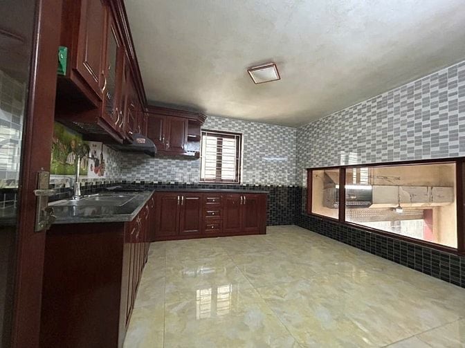 Mua đất tặng nhà 3 tầng – 2 mặt tiền siêu thoáng,MT 10m, Thiết Bình