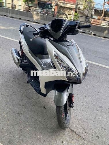 Honda airblade fi chính chủ đời cao êm đẹp mê ly