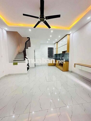 NHÀ ĐẸP TRUNG TÂM HÀ ĐÔNG – HOÀNG HOA THÁM 32m 5T 6,7 tỷ