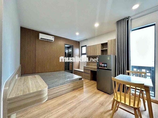 Cho thuê căn hộ Studio Ban công Q4 gần chợ 200, nhà thờ Xóm Chiếu