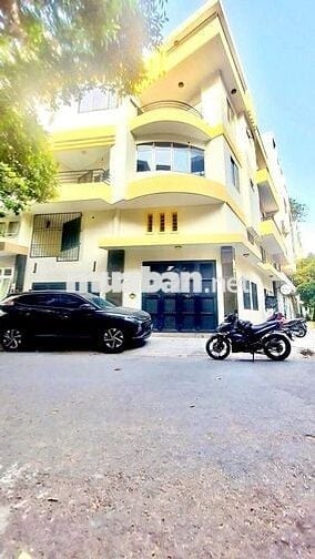 SIÊU PHẨM NHÀ MỚI KHU VIP PHAN XÍCH LONG – 38E Hoa Sứ - DTSD 366m².