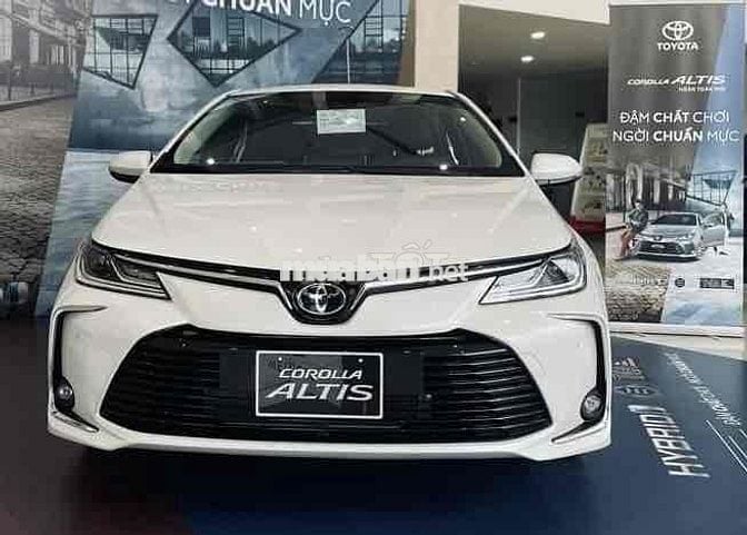 Toyota Corolla Altis 2022 1.8V - 15400Km  xe hãng