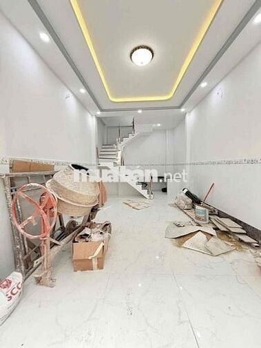 CHỈ 4..7T NHÀ 3 LẦU SÁT MT KÊNH TÂN HOÁ-DT 36m2