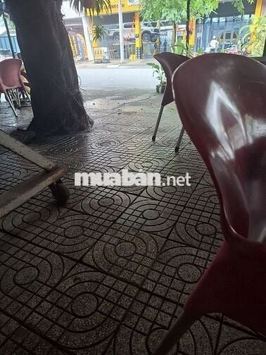 Nhà góc 2 mặt tiền gần ngay quán tràm chim tên lửa