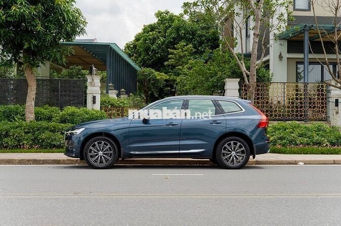 Volvo XC60 2020 T6 AWD Inscription - 33700 km