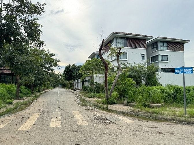 Duy nhất 1 nền biệt thự 345m2 view sông,công viên trước nhà, bao móng