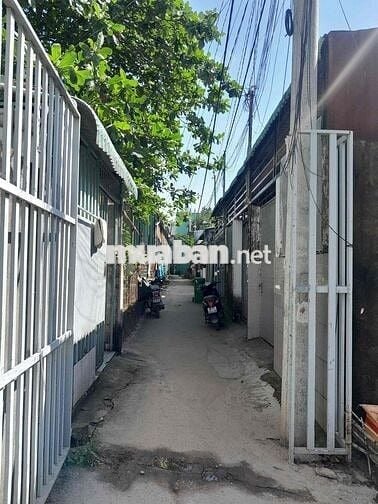 NHÀ DIỆN TÍCH RỘNG-GIÁ RẺ CHO THUÊ