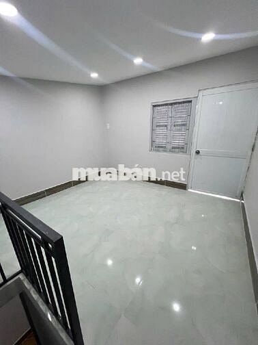 BÁN NHANH- NHÀ 2 LẦU BÀ HẠT Q.10 - DT 42M² VUÔNG VỨC - CHỈ 5.3 TỶ TL