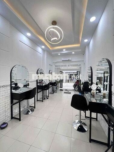 Bán nhà hẻm 6m Huỳnh Văn Bánh Q. Phú Nhuận 2 tầng 45m2 giá chỉ 9.5 tỷ