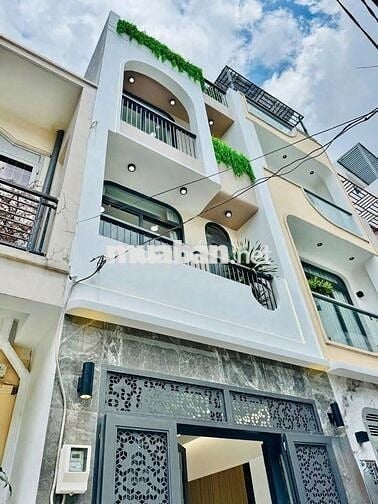 SIÊU PHẨM! - 28H Đặng Văn Ngữ, P.10, Q.PN - 4.5x18m, 3 tầng