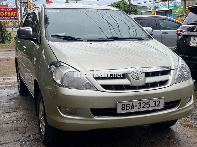 Toyota Innova 2007 G - 220000 km