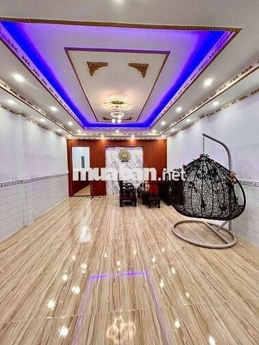 NHÀ ĐẸP 2PH NGỦ NGAY TRƯỜNG HỌC VÀ CHỢ NỮ DÂN CÔNG