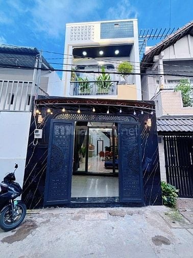 Bán nhà Bình Thạnh đường Hoàng Hoa Thám DT 63m2, SHR giá 2tỷ690tr