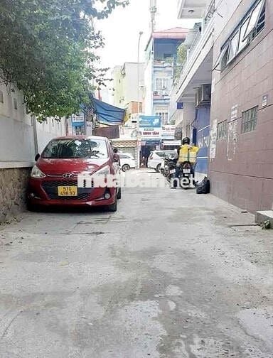 Chỉ 6..8T Có Ngay nhà 3 lầu , hxh, 4pn-3wc- Dt 55m2-  lạc long quận