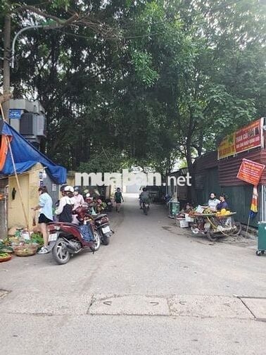 Bán nhà 4 tầng phố Quang Tiến, ô tô, lô góc, 33m2 5.2 tỷ