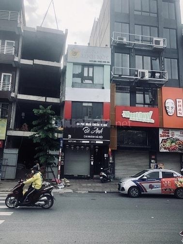 Cho thuê nhà mặt đường kinh doanh 100m2 nhà 3 tầng 15,5 triệu .