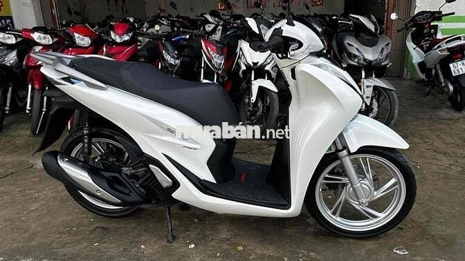 Honda SH 150 trắng đen 2022 ( hỗ trợ góp )