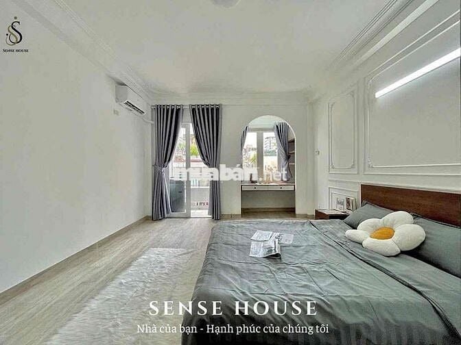 Căn hộ ban công 40m2 ngay Ngã Tư Hàng Xanh - Nguyễn Gia Trí giáp Q1