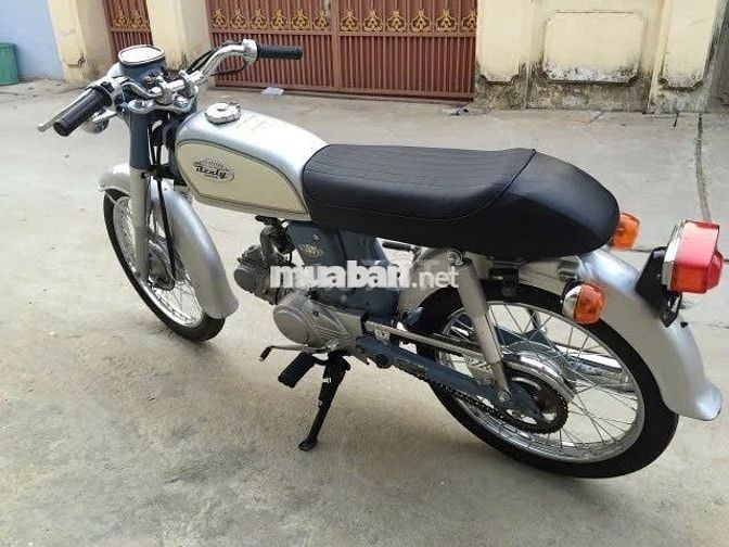 Honda CD50S chính chủ đẹp 99%, đăng ký năm 2015