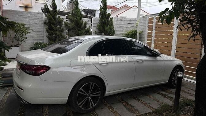 Mercedes Benz E Class 2021 E180 - 31000 km