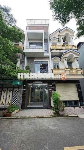 nhà 1 trệt 2 lầu Bình Chuẩn, có nội thất,đường 7m đậu ô tô ok