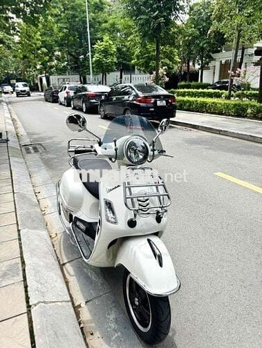 Chính chủ bán vespa gts 125 2017