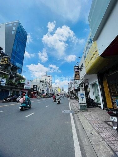 Mặt Tiền Phan Đình Phùng 3x13m.  Vị trí siêu Đẹp giá Tốt nhỉn 10 Tỷ  