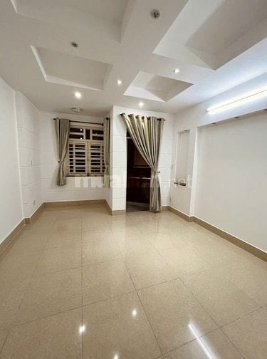 Bán nhà phố 3 tầng , hẻm ô tô đường Nguyễn Duy Trinh rẽ vào 