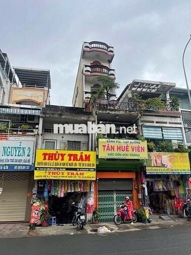 Mặt tiền 1140 Lạc Long Quân 6 tầng 1 trệt 2 lầu sân thượng 3.3x18m