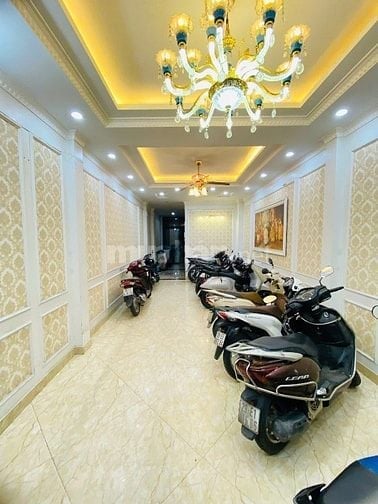 Gần Phố, Ga, Đại học ở Cầu Giấy, 84m2 Ở và cho thuê ngay, lợi lộc 