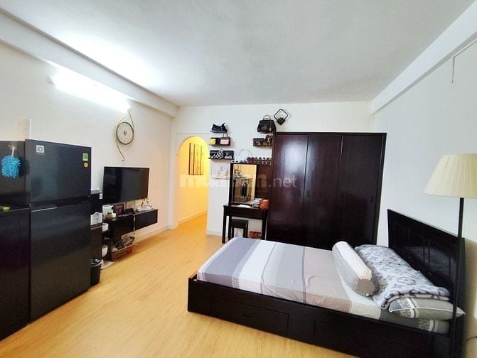 Bán chung cư thang bộ 57 Đỗ Quang Đẩu Q.1 - 32m2 - giá 2,05 tỷ