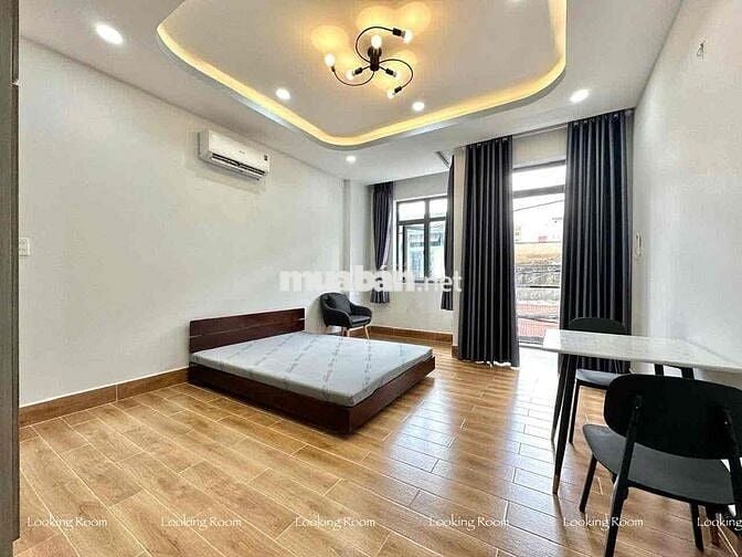 🍎STUDIO BAN CÔNG - CỬA SỔ , THANG MÁY NGAY KHUÔNG VIỆT , GIÁP Q11 👉
