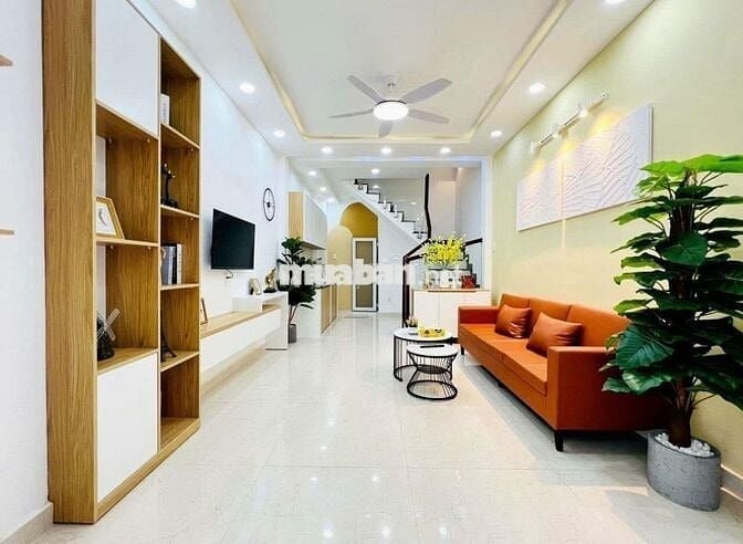 Bán nhà trung tâm PN – Nguyễn Kiệm, P3, 36m², giá 3.7 tỷ, sổ riêng