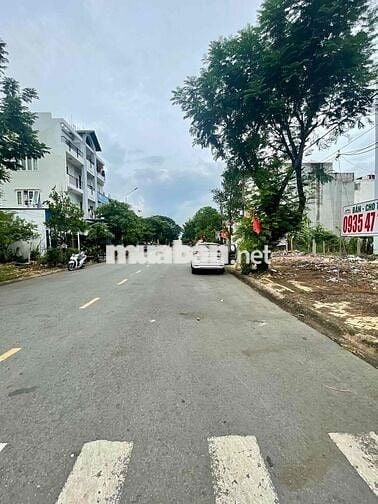 Mặt bằng góc 2 MT 9*18m khu Belleza, đã san lấp cán nền tiện làm Cf