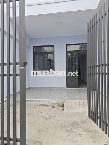 NHÀ HXH ĐƯỜNG SỐ 16 LINH TRUNG 2PN SÁT GA METRO