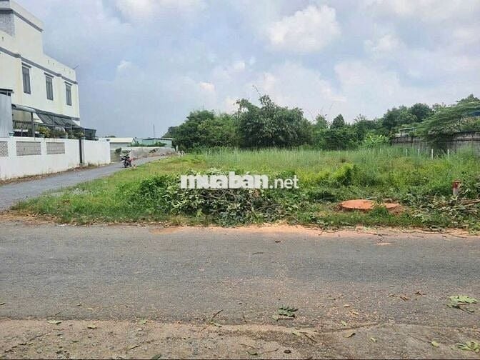BÁN ĐẤT: 5x27 thổ cư 1/ Ba Sa Tân An Hội mới - SHR