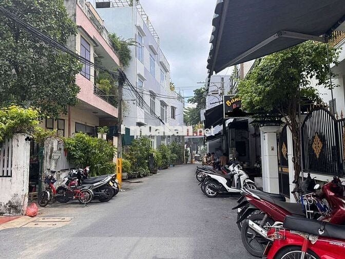Bán nhà cấp 4 kiệt oto nhà sạch ở ngay
