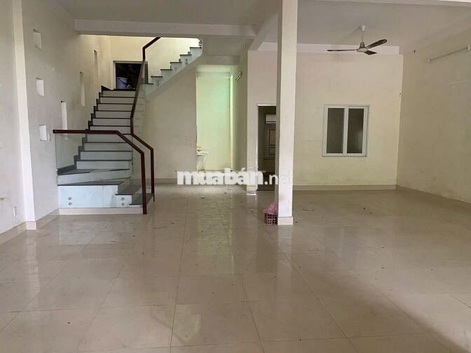 CHO THUÊ NHÀ XƯỞNG DTSD 480m2. GẦN KCN TÂN BÌNH