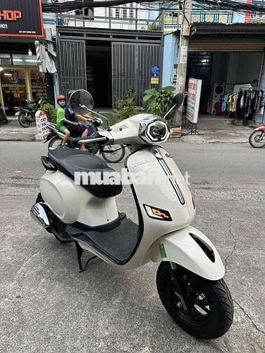 VESPA 50cc FULL LED BSTP 2022 5k km