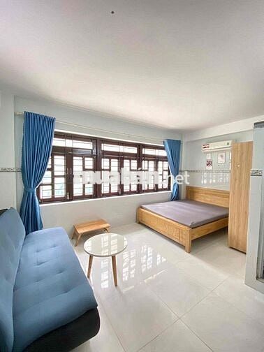 STUDIO CỬA SỔ TRỜI RỘNG RÃI NGAY KHU SÂN BAY HUFLIT TRƯỜNG SƠN