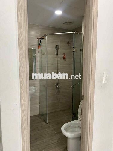 Cần cho thuê 1PN thường trong căn 2PN 2WC 70m2 - Charm City