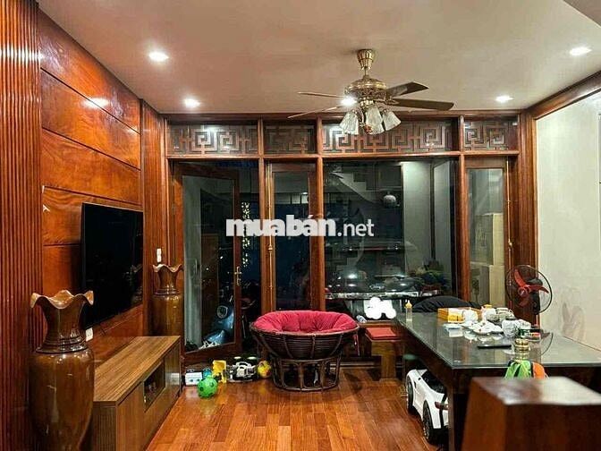 LIỀN KỀ VĂN PHÚ- VỊ TRÍ ĐẮC ĐỊA- DT 75M- MT:5M-22.8 TỶ