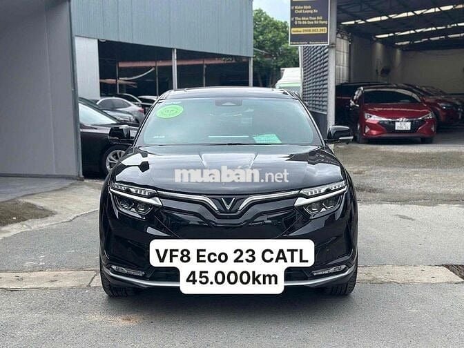 VinFast VF8 2023 Eco - 30000 km