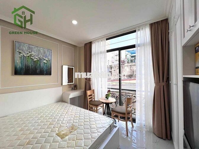 Căn hộ full nội thất cửa sổ lớn máy giặt riêng gần CV Gia Định
